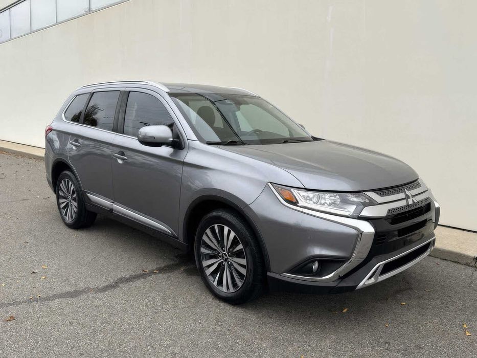 Mitsubishi Outlander SEL S-AWC      2020