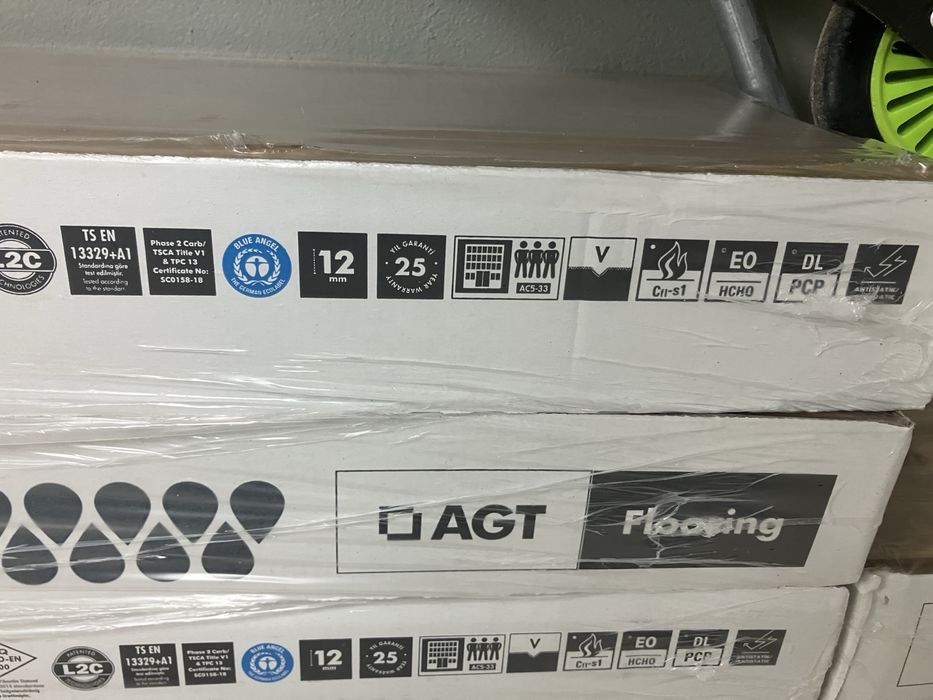 AGT PRK924 Namaste 12mm 1195x189mm AC5V4 WP 24H panele laminowane