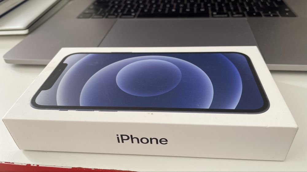 iPhone 12 128GB Black