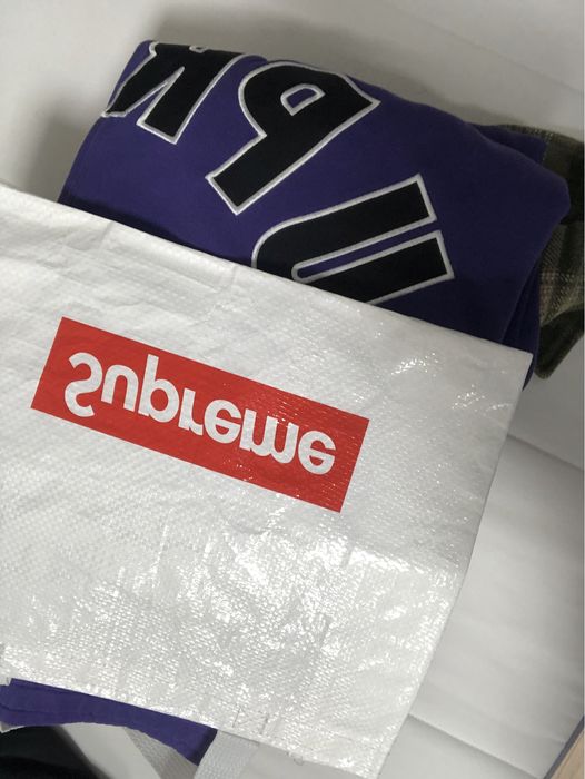 piękne nike x supremw