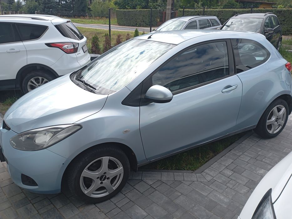 Mazda 2 2009r. 1.3 Benzyna klimatyzacja alufelgi przebieg tylko 100tys km
