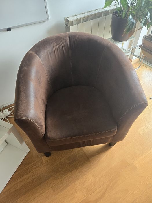 Vendo Cadeirao castanho do Gato Preto