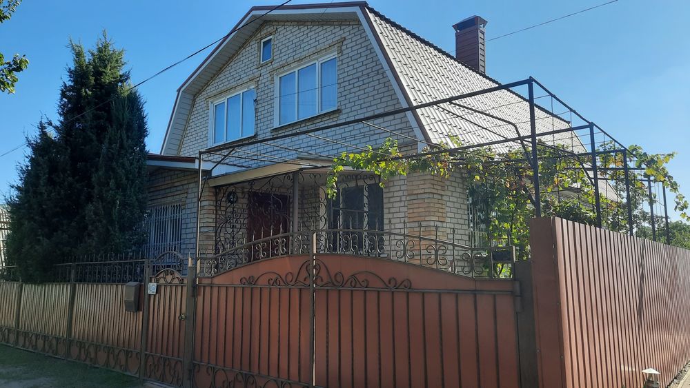 Продаж приватного будинку