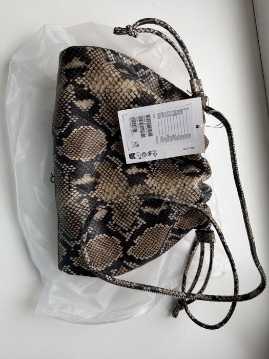 Шкіряна сумочка Cos , нова