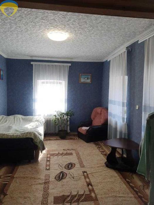 Продам будинок з ремонтом та всіма зручностями в с. Великий Буялик