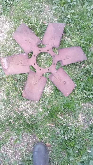 Вентилятор радіатора бульдозера т 137, т 170