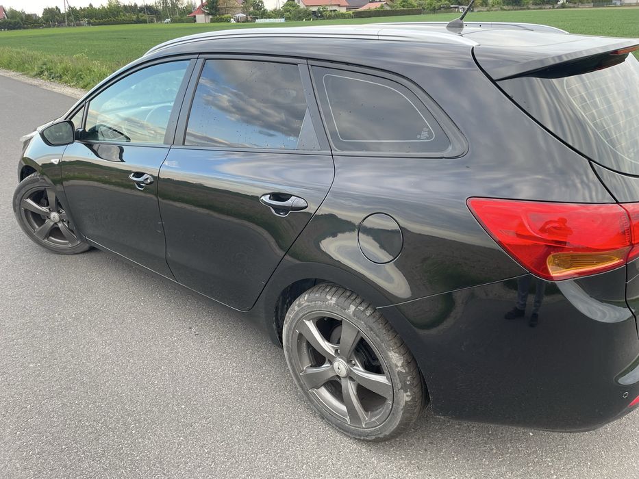 KIA CEED 2013 rok 1.6crdi