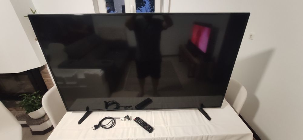 Smart TV Samsung 55" 4K UHD (UE55NU7026) – Excelente Estado