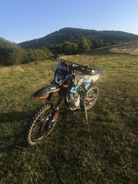 Продам кові адванс 250