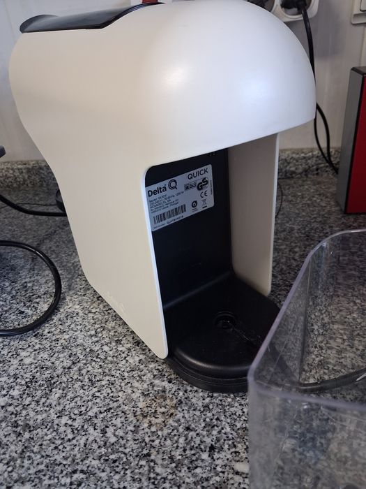 Máquina Delta q  branca