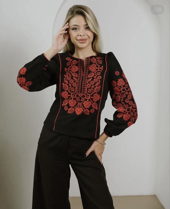 Жіноча вишиванка