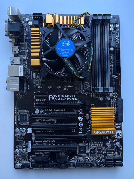 Материнська плата GIGABYTE GA-Z97-D3H