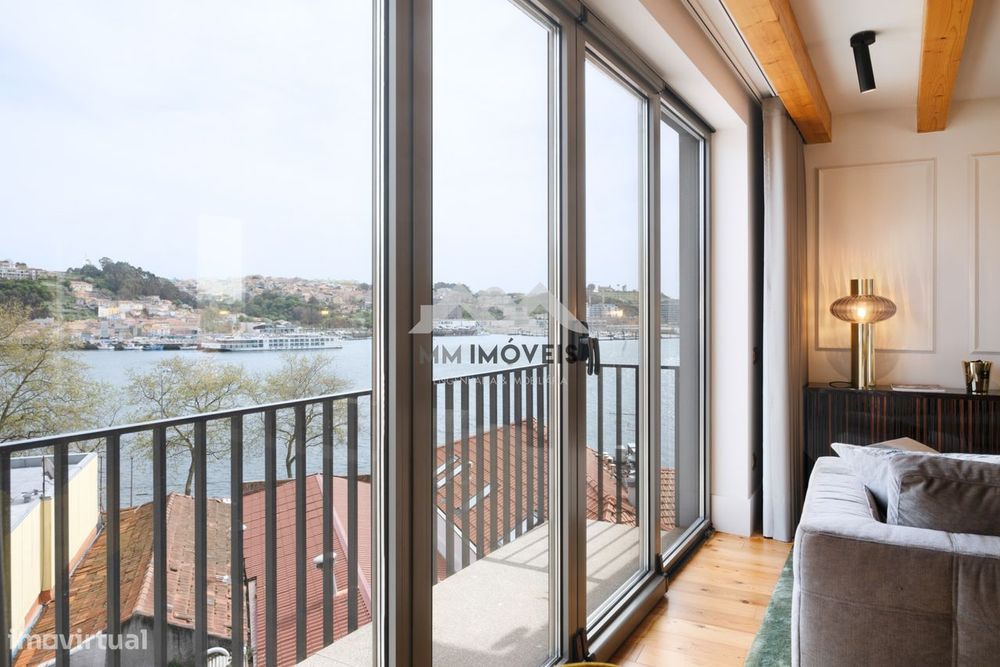 T3 Duplex | Vista Rio | Foz do Douro | Varanda | Porto | Luxo e Confor