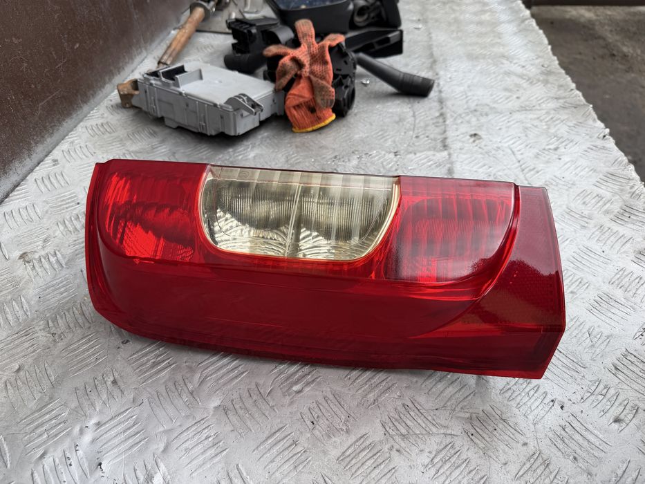 Пежо биппер 12 год peugeot bipper fiorino фонарь стоп