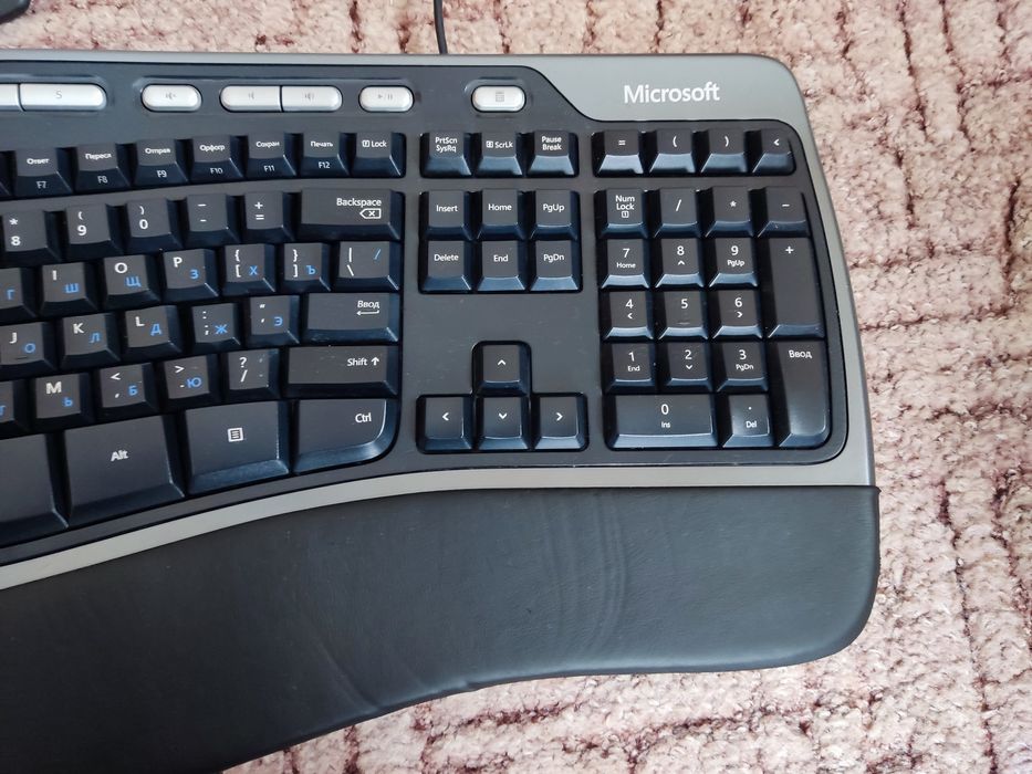 Microsoft Natural Ergonomic Keyboard 4000 v1.0

Model 1048