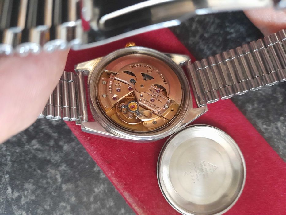 omega seamaster  chronometer cal 564