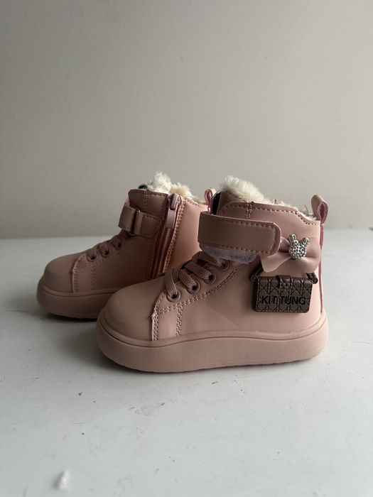 Нові дитячі сапожки 24 розмір