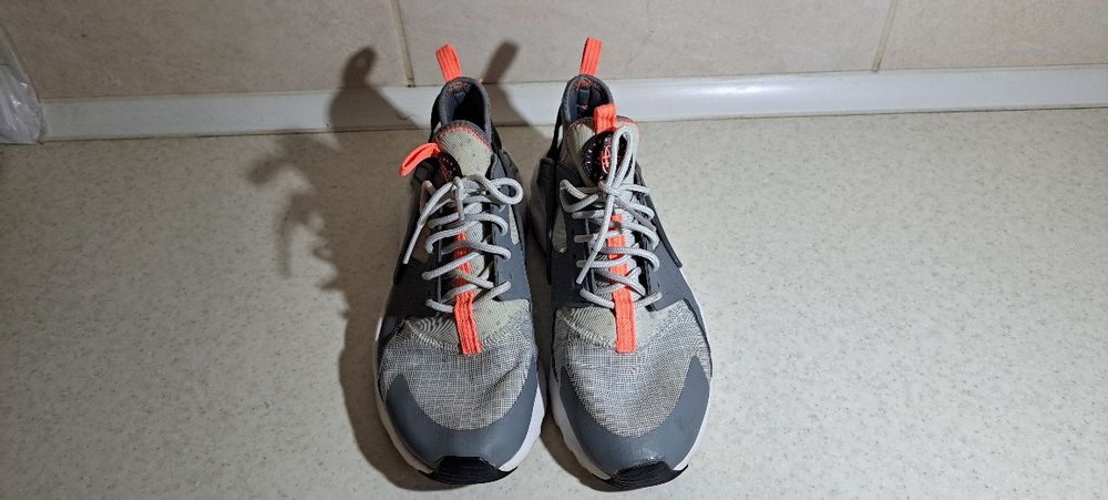 Buty sportowe damskie, adidasy Nike r. 38