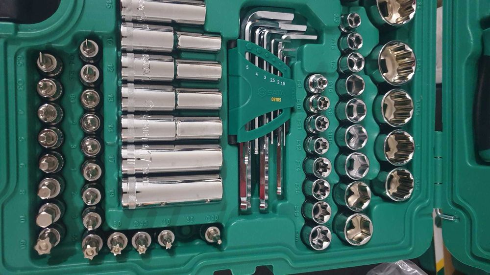 Conjunto de ferramentas 150 peças de 1/4" e 3/8" e 1/2" SATA
