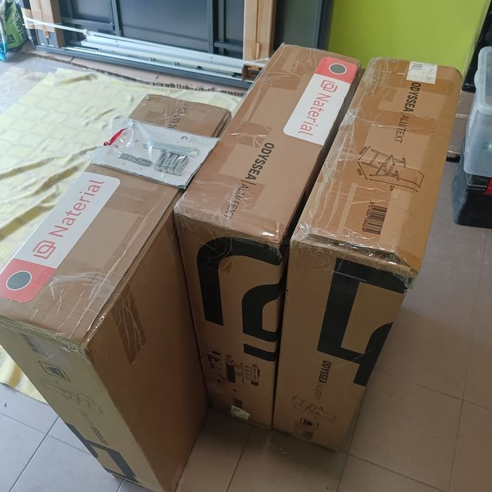 Nowy komplet  krzesła 6 sztuk+ stół szklany na taras,altane itp.