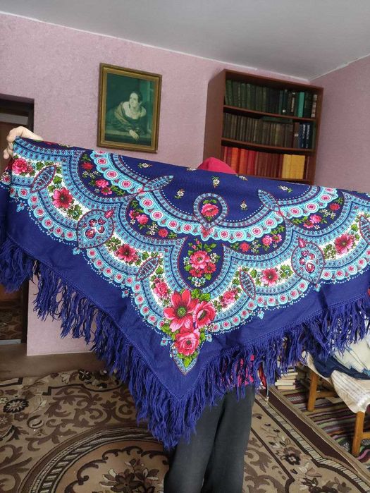 Продам хустину українську