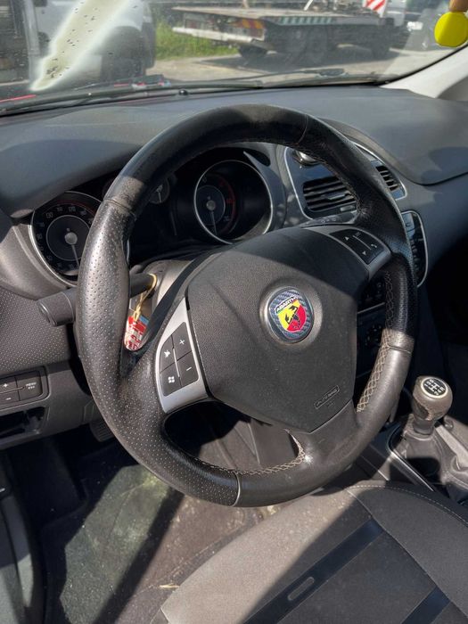 Fiat Grande Punto Evo 2012 para peças