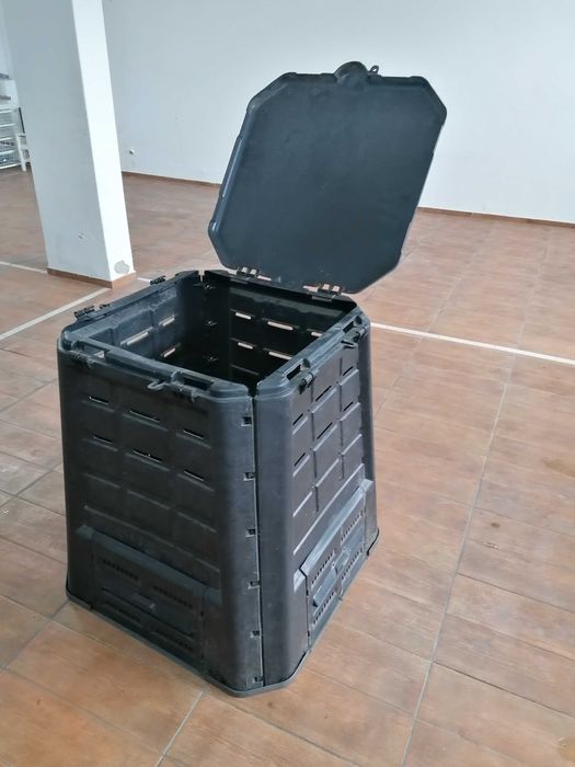 Compostor 60X60X73cm - 260L (usado)