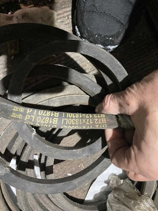 Запчастини до комбайну John Deere s680