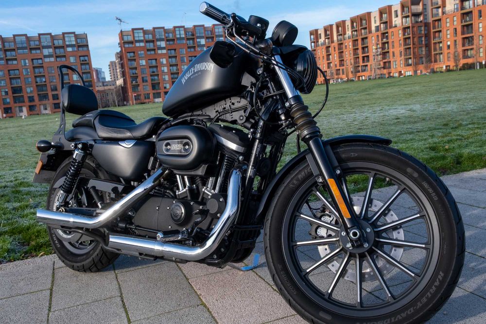 Harley Davidson Iron883 - de Garagem