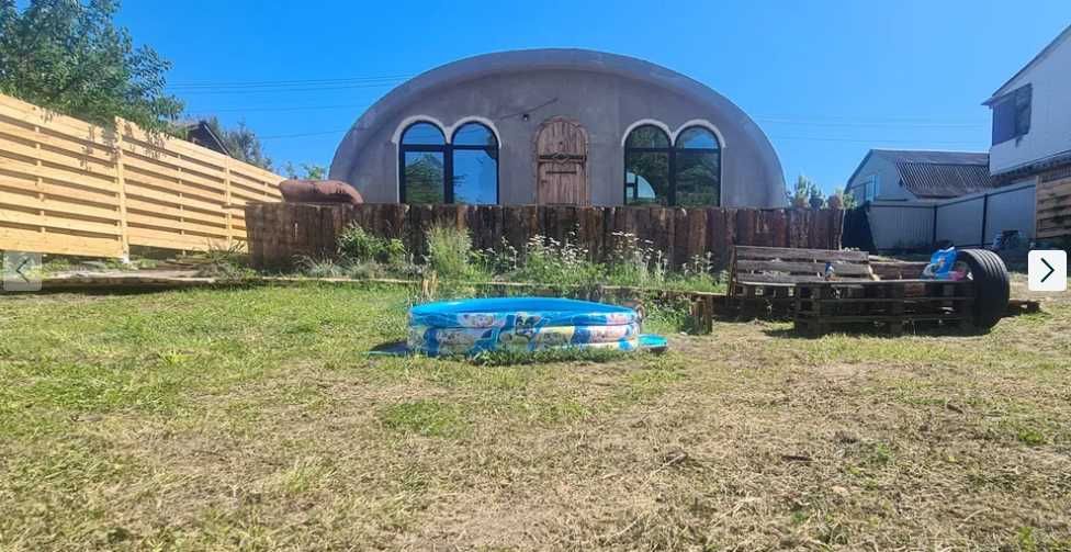.Продаж гарного будинку з приватизованою ділянкою, біля води у ДК "Славутич" с. Коробівка.