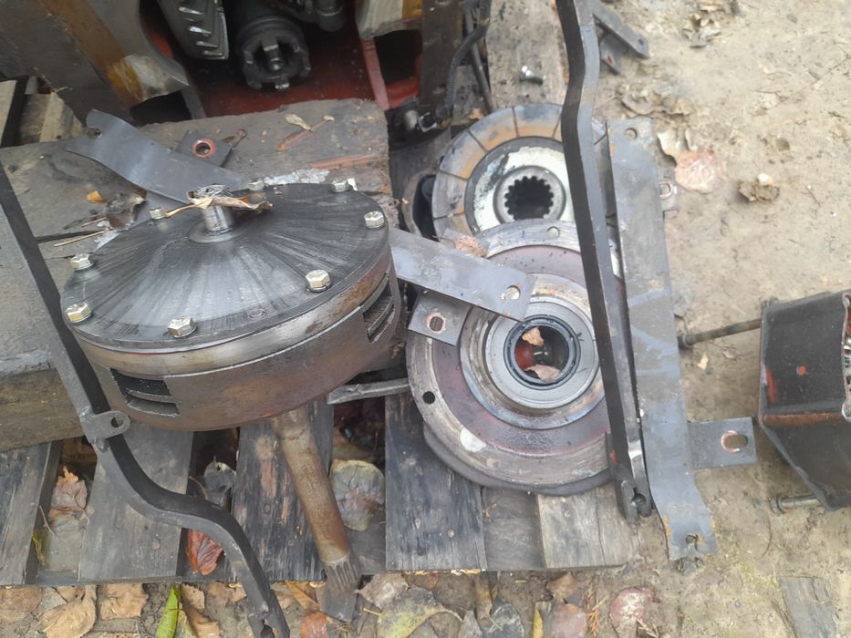 Pochwa pół oś tył obudowa wom hamulce