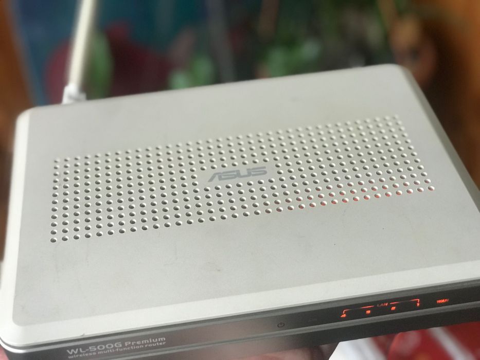 Роутер  ASUS-500G рабочий