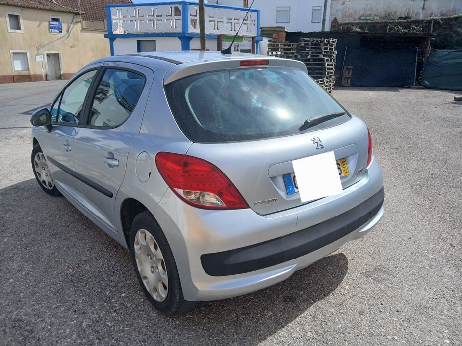 Peugeot  207 de 2012