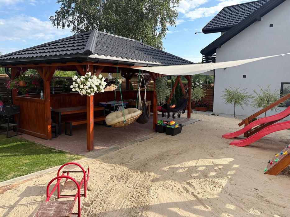 200m do Centrum i głównej plaży,