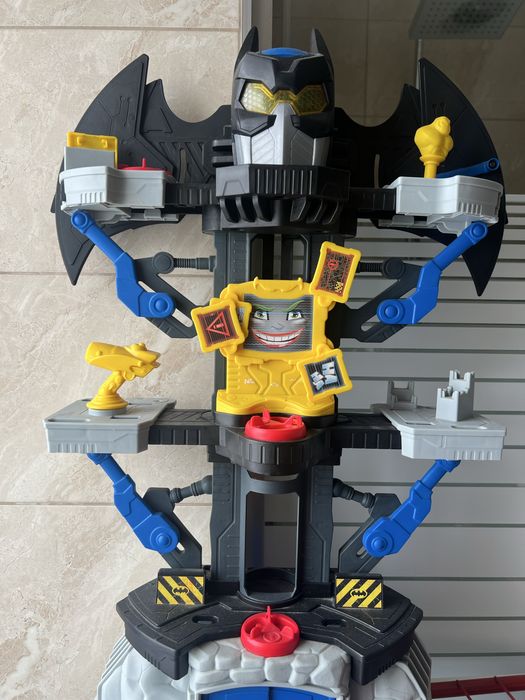 Продам Базу Бетмена