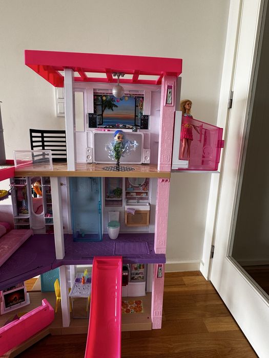 Casa da Barbie - excelente estado
