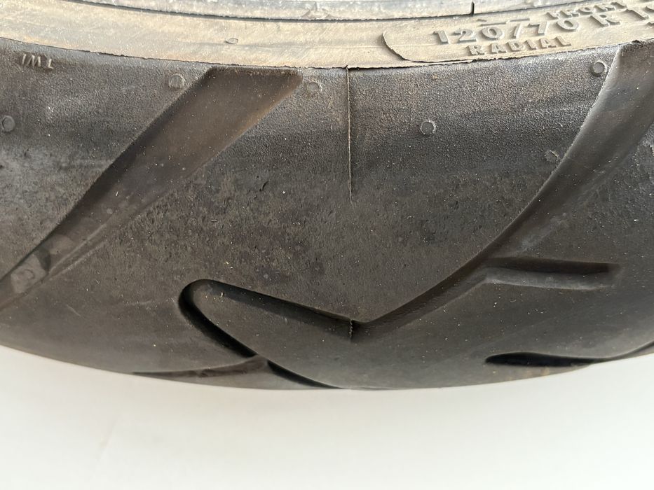 Pneu mota  contitrail attack 2 120/70 R19 M/C 60V frente