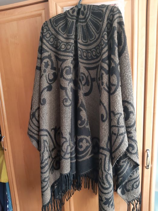 Ponczo w oryginalne wzory