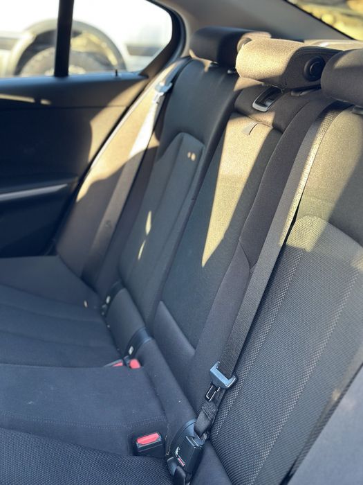 BMW 330e 70000kms