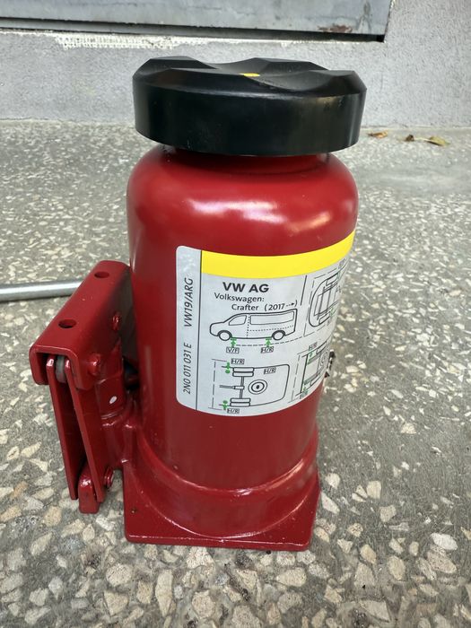 Домкрат Volkswagen Crafter оригінал VW