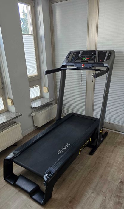 Profesjonalna Bieżnia do biegania Domyos-Intense Run 22km/15%