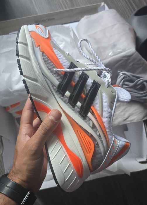 Adidas Jellyfish tam.42