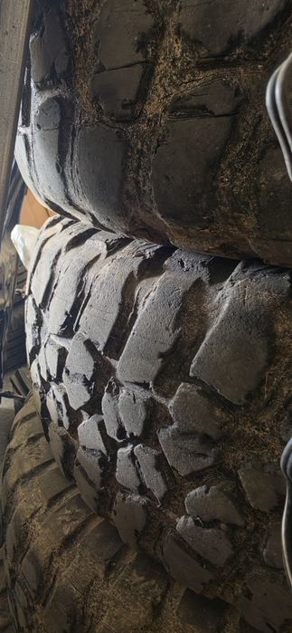 Pneus Bf  mud 265 70 17