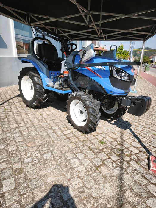 Tractor ISEKI de 26 a 68 CV