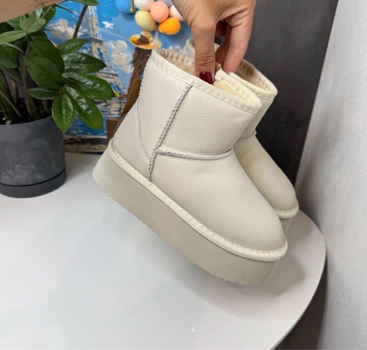 Уггі для дівчинки 32,33,34,35,36,37