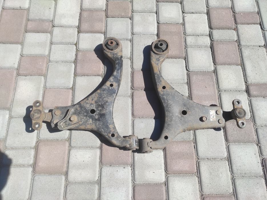 Ричаги (важелі) KIA SEED