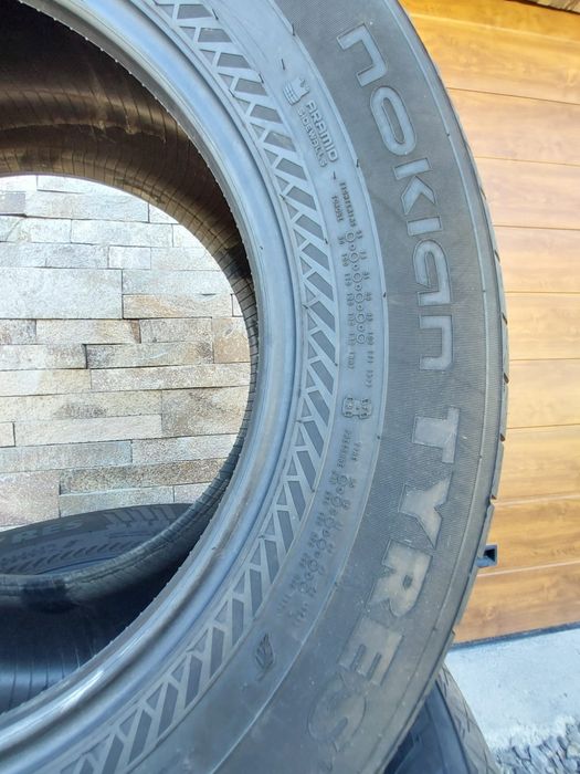 Продам шини, резину, колеса Nokian 255/65/17
