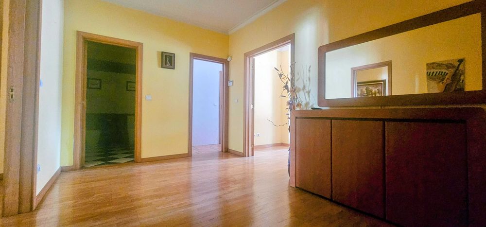 Oportunidade Única: Apartamento T4 Familiar com Áreas Generosas e Localização Premium!