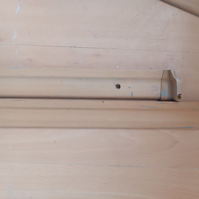 Плінтус бу старого зразка