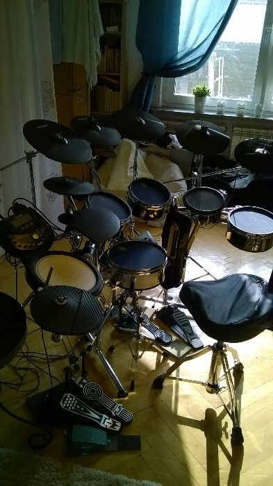 Perkusja Elektroniczna rozbudowany zestaw Roland TD6-Alesis DM7